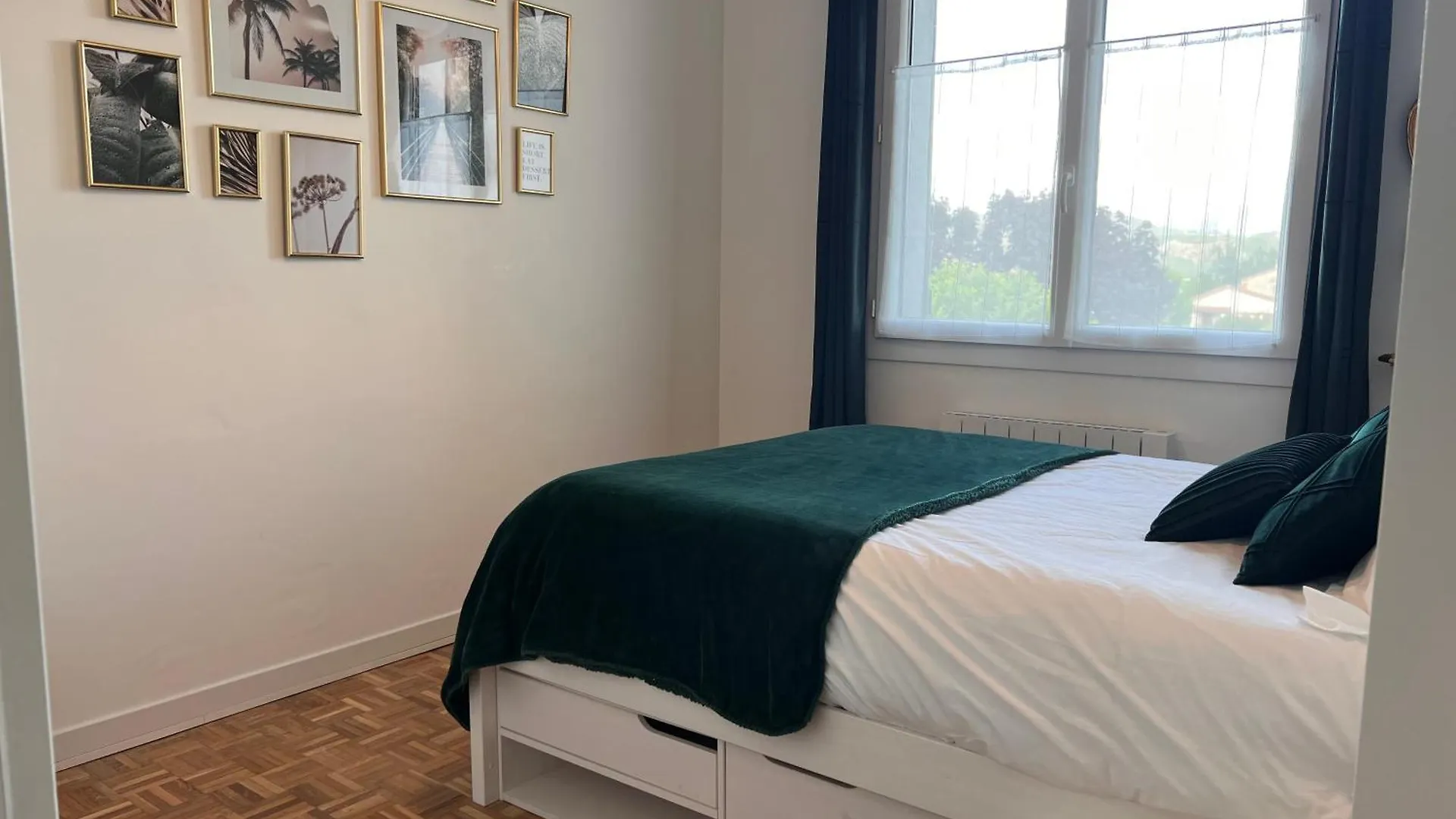 Apartment Appartement Calme Avec Jardin Dans Maison Le Poet  France