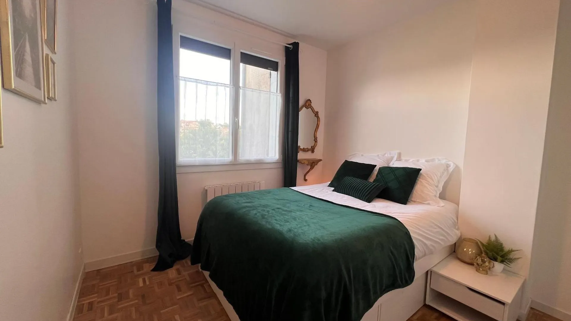 Appartement Calme Avec Jardin Dans Maison Le Poet  Apartment