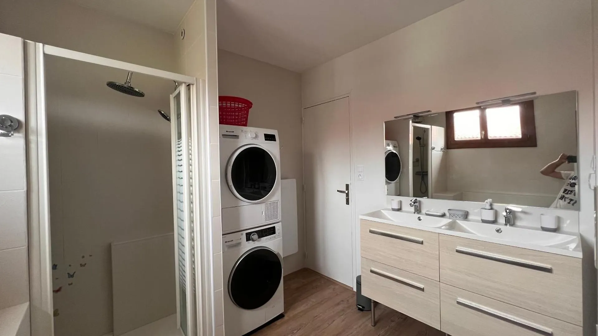 Appartement Calme Avec Jardin Dans Maison Le Poet  France
